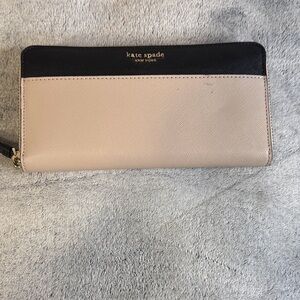 Kate Spade Cameron Street Color-Block Saffiano Large Zip Wallet - EUC